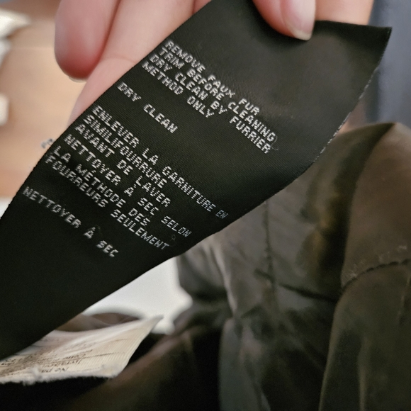 WINTER COAT - Picture 7 of 8